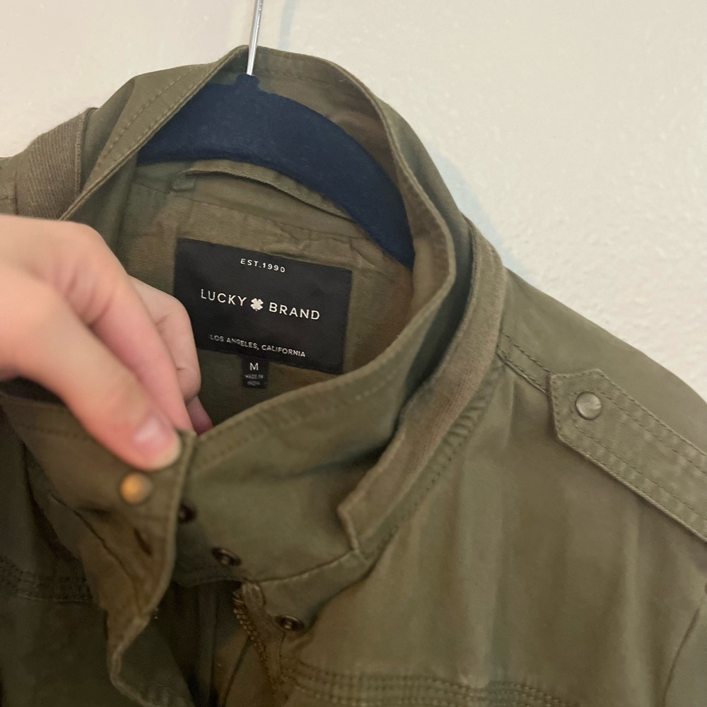 beautiful olive green grommet snap jacket